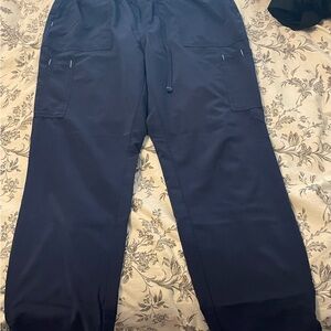 Women’s Scrubs - Scrubstar Size M/Petite